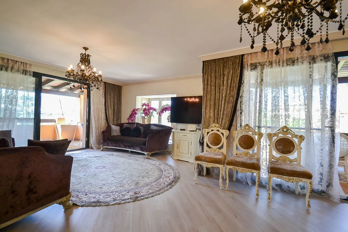 8d1e08a2-db91-42b7-b5d0-5cf8d84cfd5e