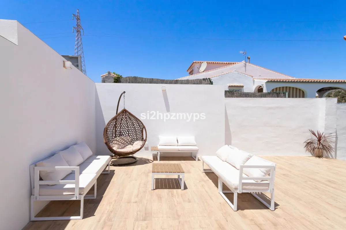 362df3db-a6c8-4813-8782-ac1facf7265d