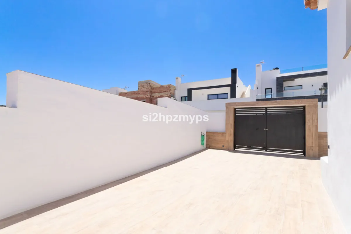 83d1a4c4-62c5-4734-89ca-b93bde03d060