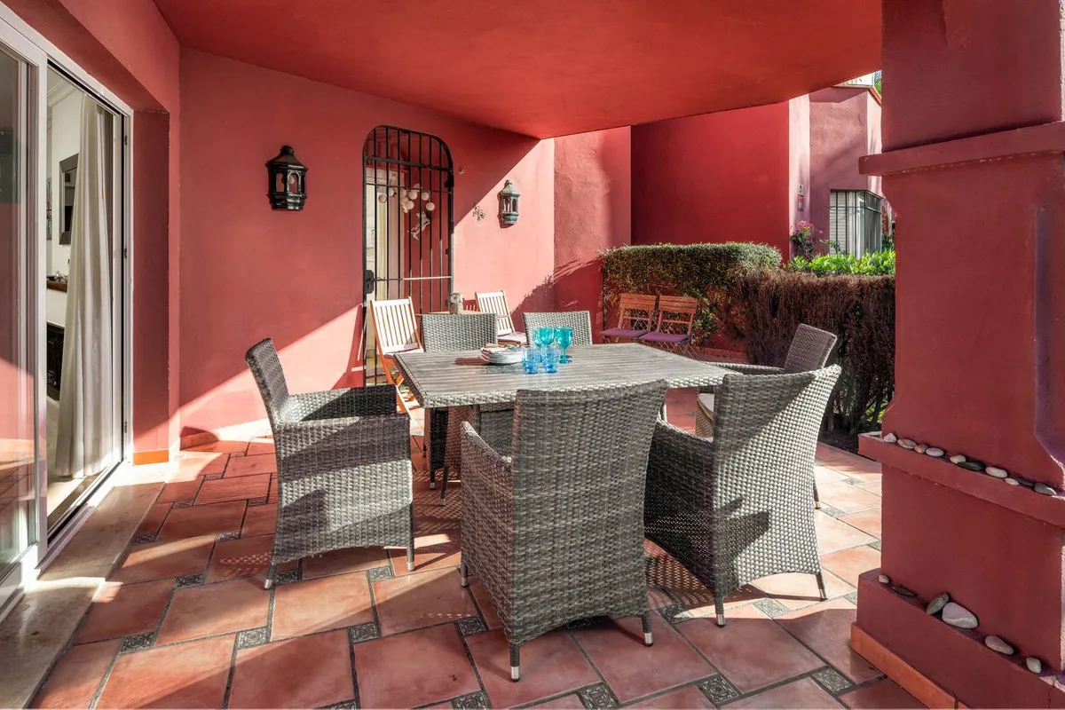 3033c2cb-63ff-4353-a47e-d59d337dcacf