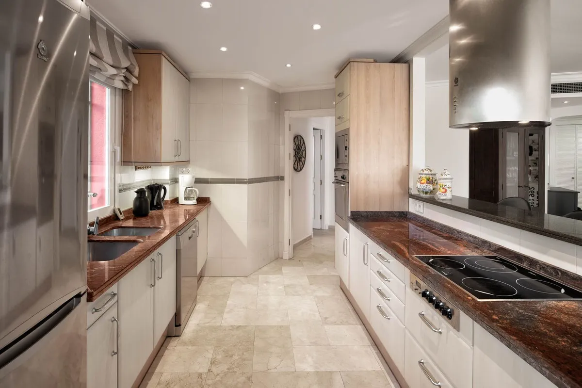 d1f9aa8c-d99d-4d48-81f9-b4ac553cfe4d