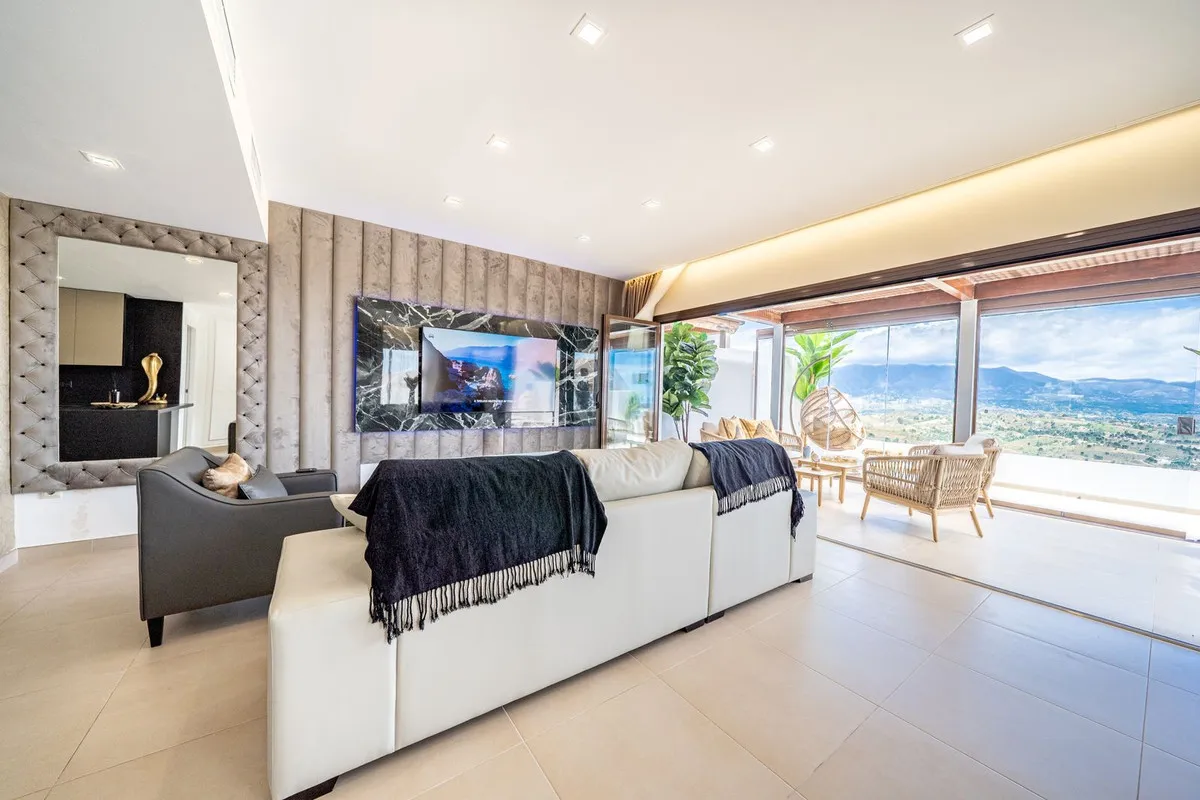 af1e4db8-d2a3-46fa-81b5-218d10557ca6