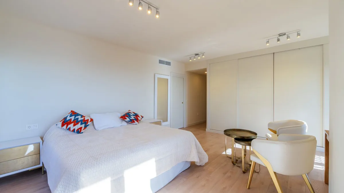 7f3f2c83-3709-4114-98fc-5d5a9fdd833d