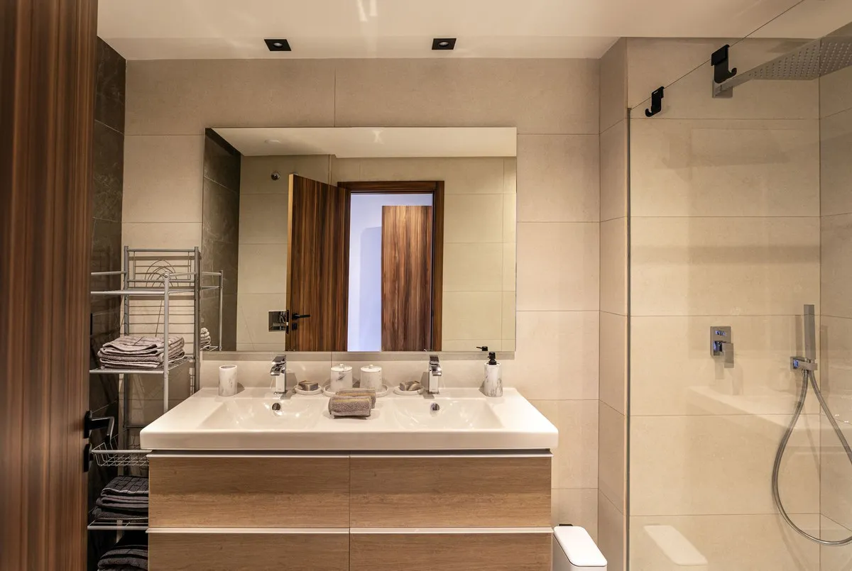 3db97fac-f987-4645-941d-eeed1a9d3d97