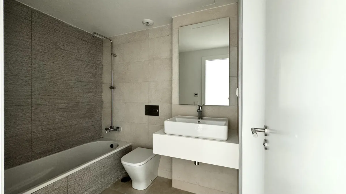 310e2905-f2d3-4f6d-8d2a-80681982c129