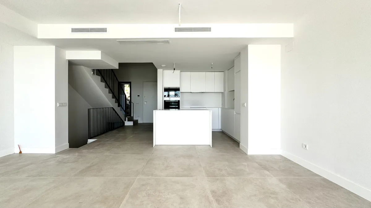 767f5e3c-ca25-4295-8064-8a7b3001f425