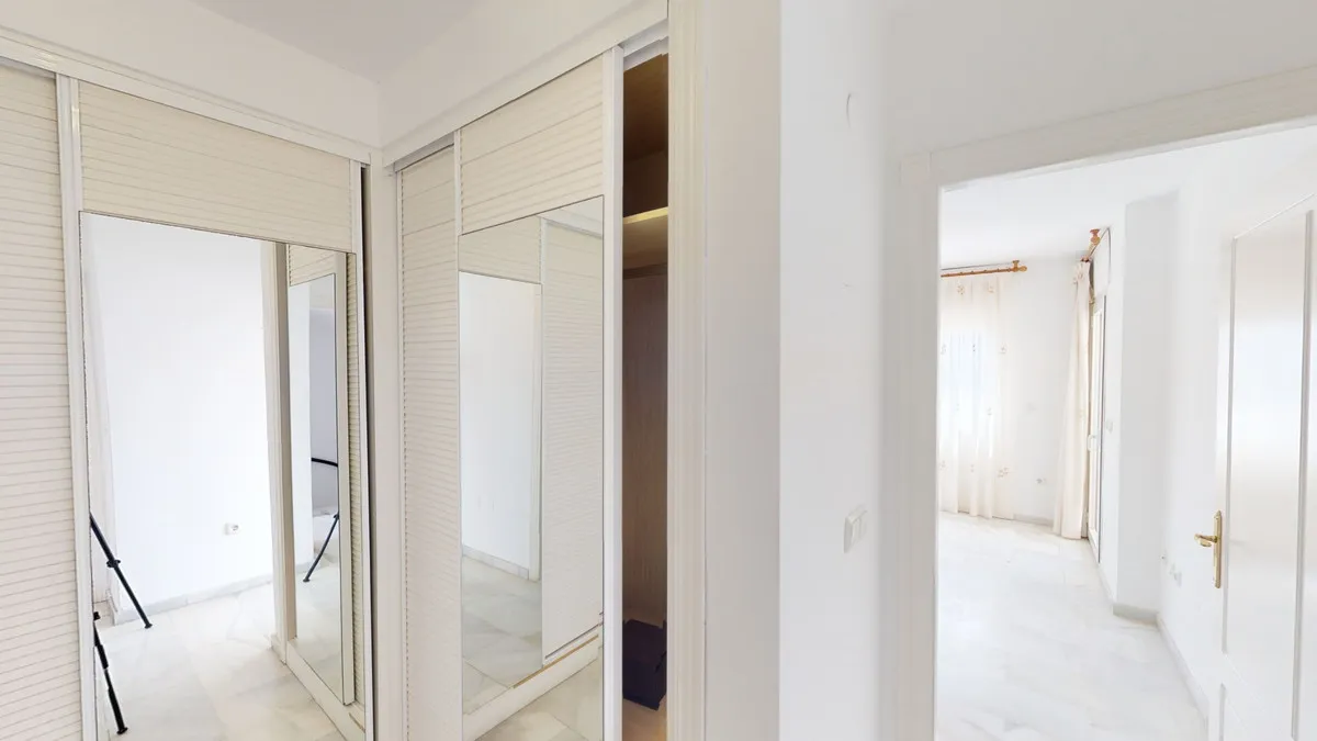 aa0b697e-177c-404e-a085-b101ef90c715