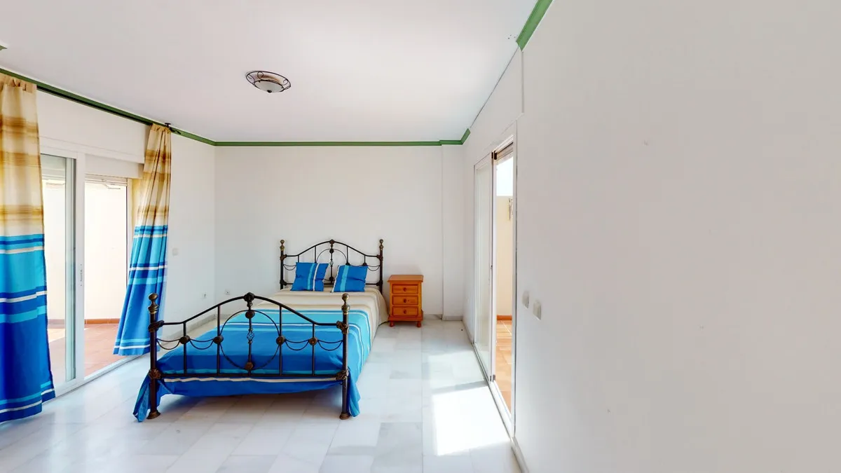 db96b70e-1a11-4d28-a42b-3c52a999f920