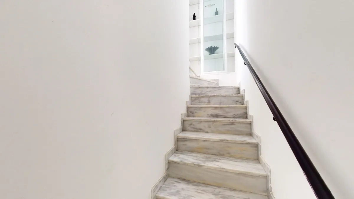 e30f5ded-84fa-4738-ad98-ad3c8a8304d1