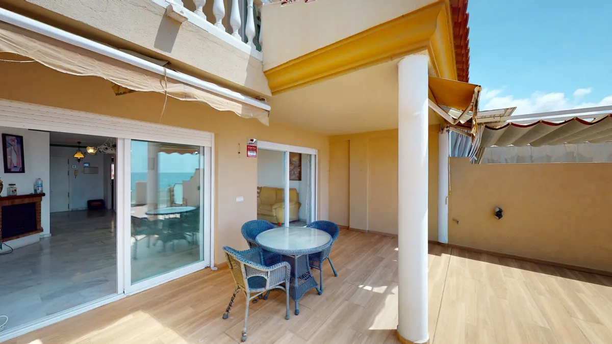 ec888d0c-76ad-4b31-b93c-efec99fa8bd8