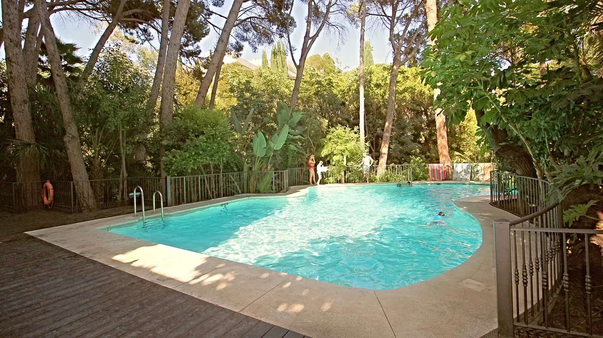 09b781b2-53b1-441a-9baa-2de177adcf58