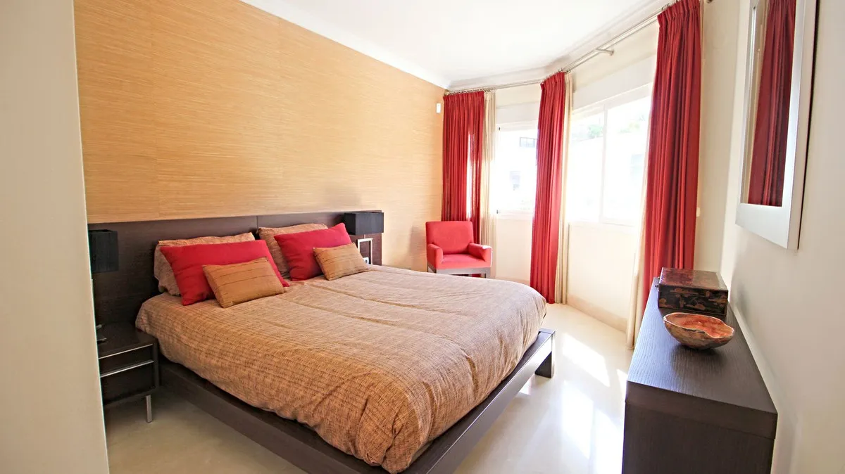 6028729a-ab4a-41e1-9439-6aa23f416821