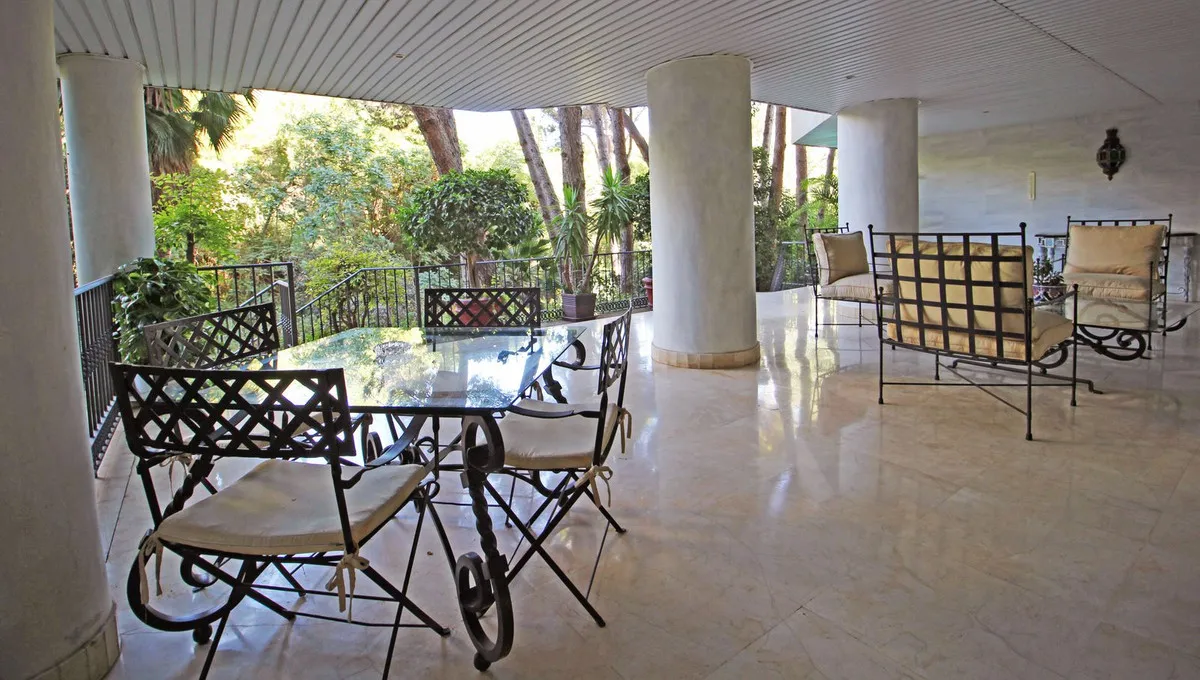 f2ef8299-836c-42a4-82d2-ae5176122fc9