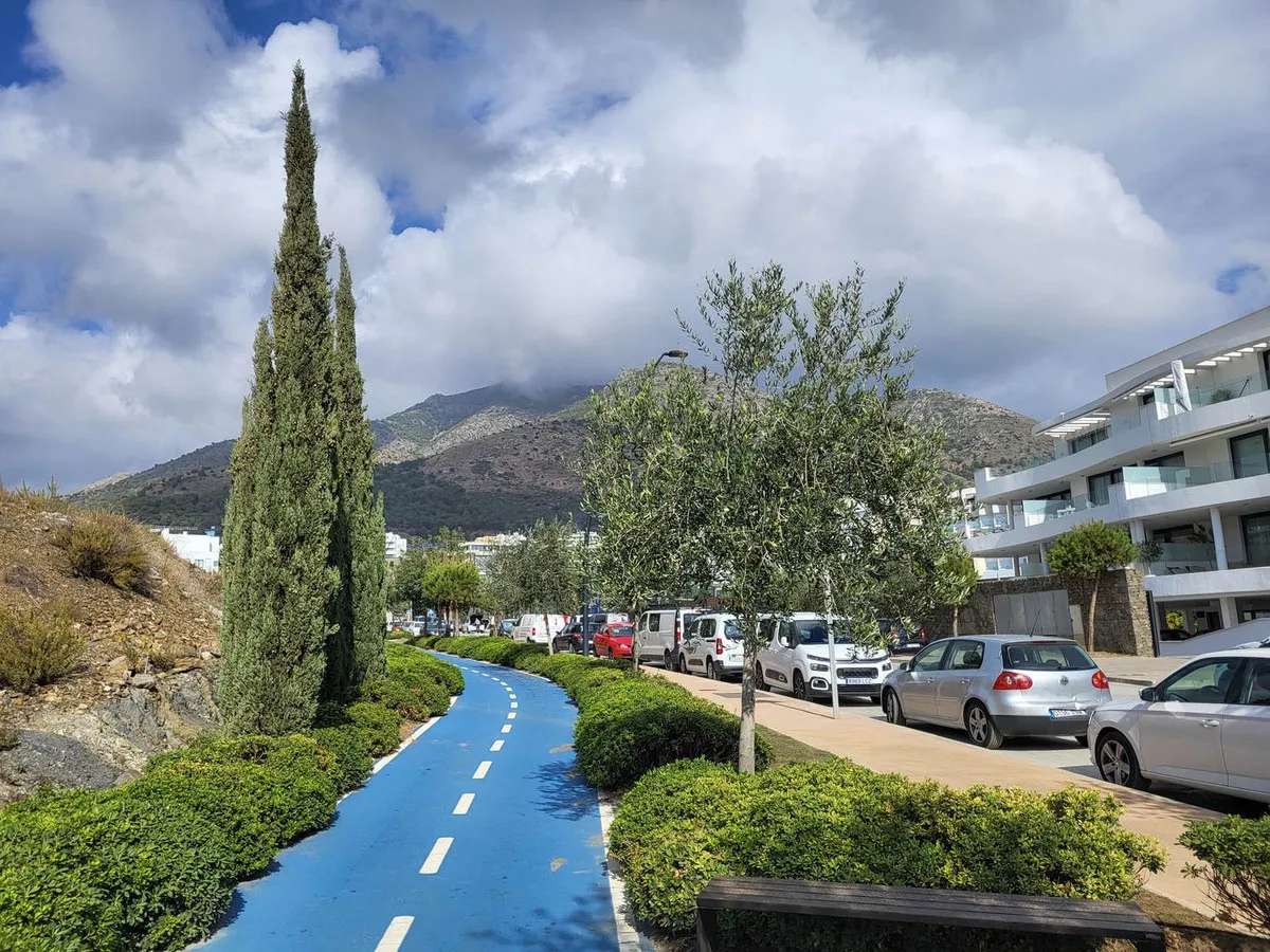 0c7d07bc-a68f-43a4-bff6-cf116986672a