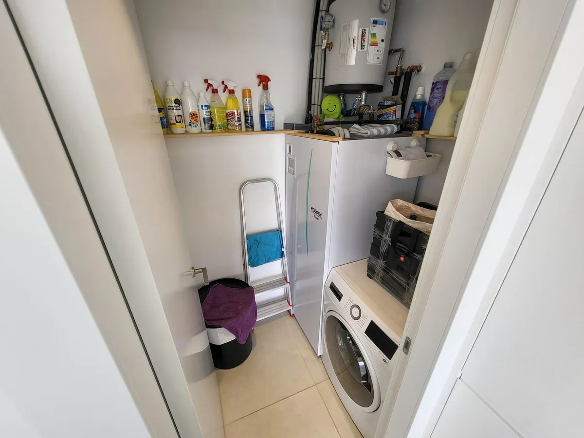 6b27f4cd-f54b-43c5-91a7-0064a67cf8c1