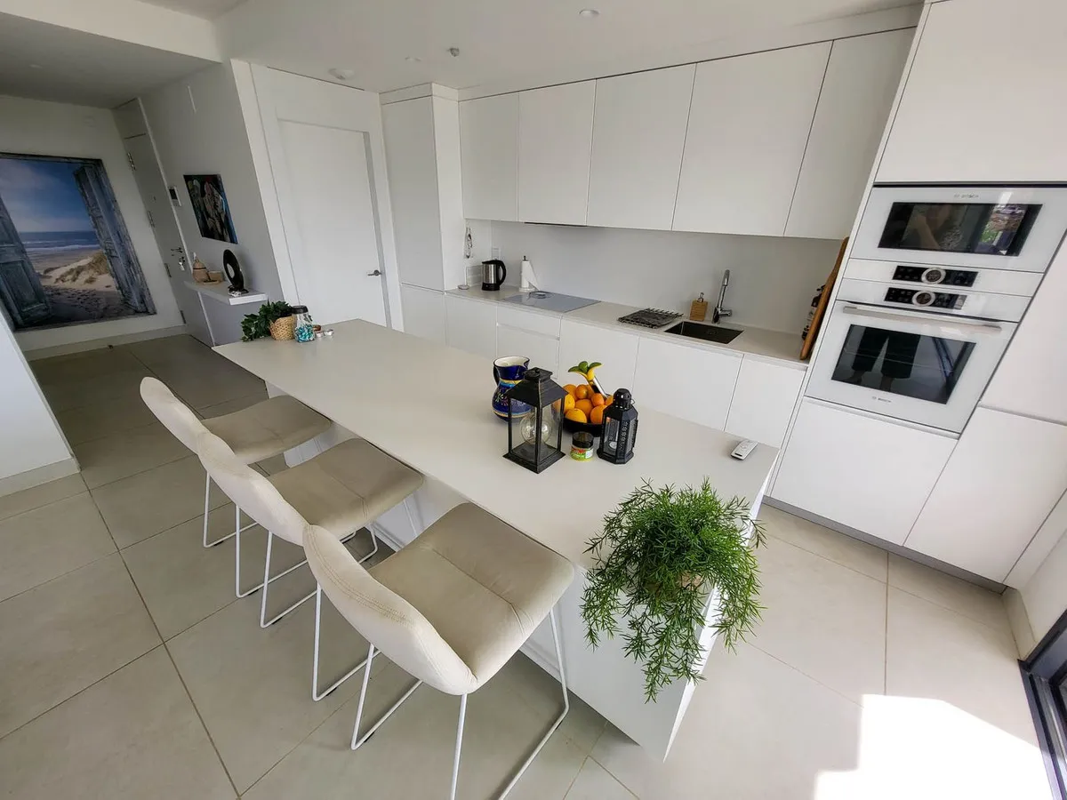 c368dd47-cd62-4308-aa51-16665e5acfc5