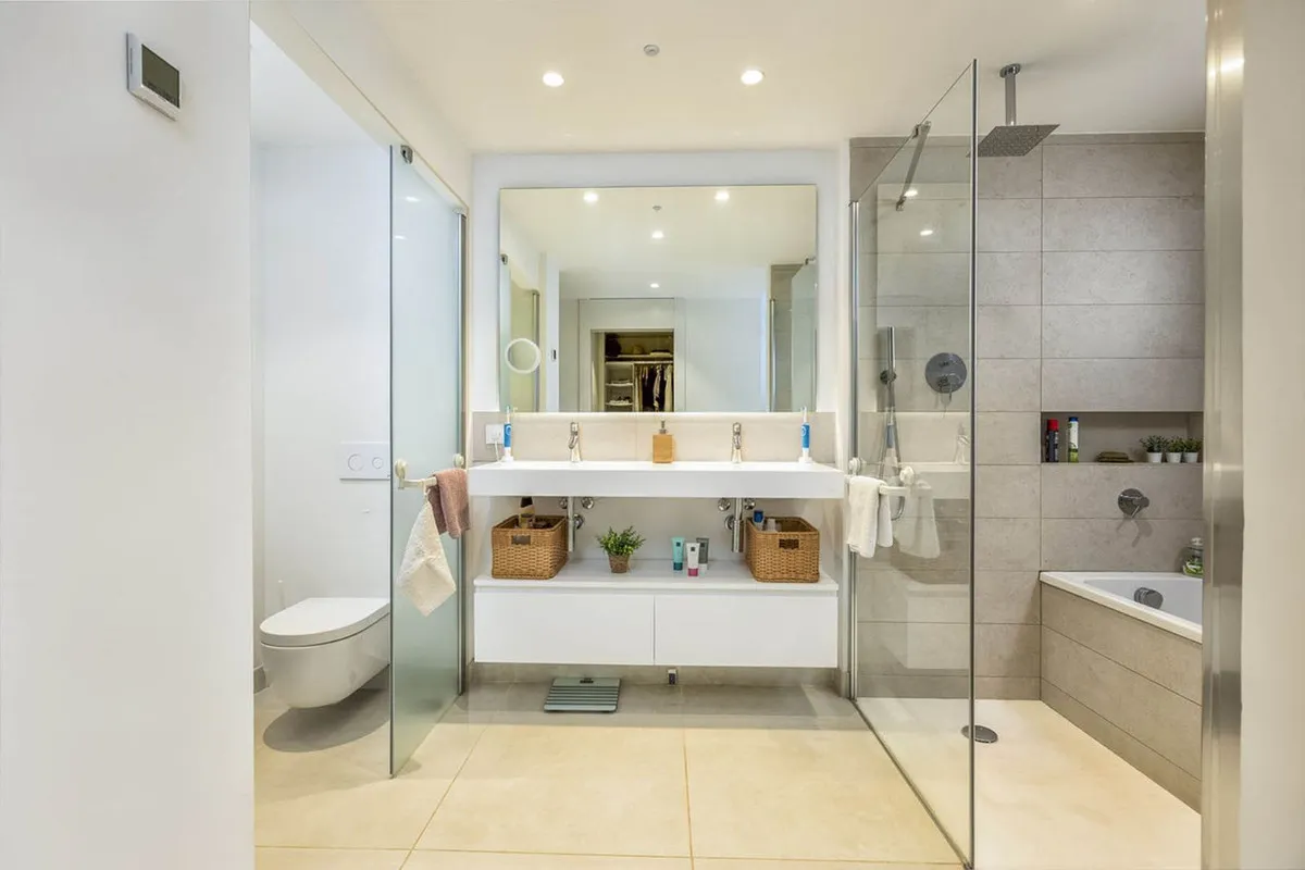 da4dd460-c73d-4931-8943-945967635556