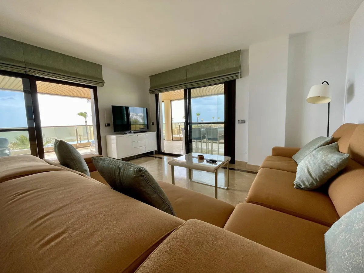 22528598-ea7c-42da-b636-2e45806a629e