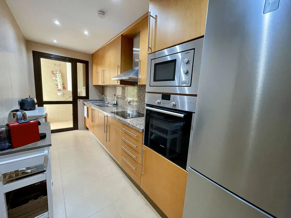 5445c12f-f11e-404c-aef6-1e2f1a540402