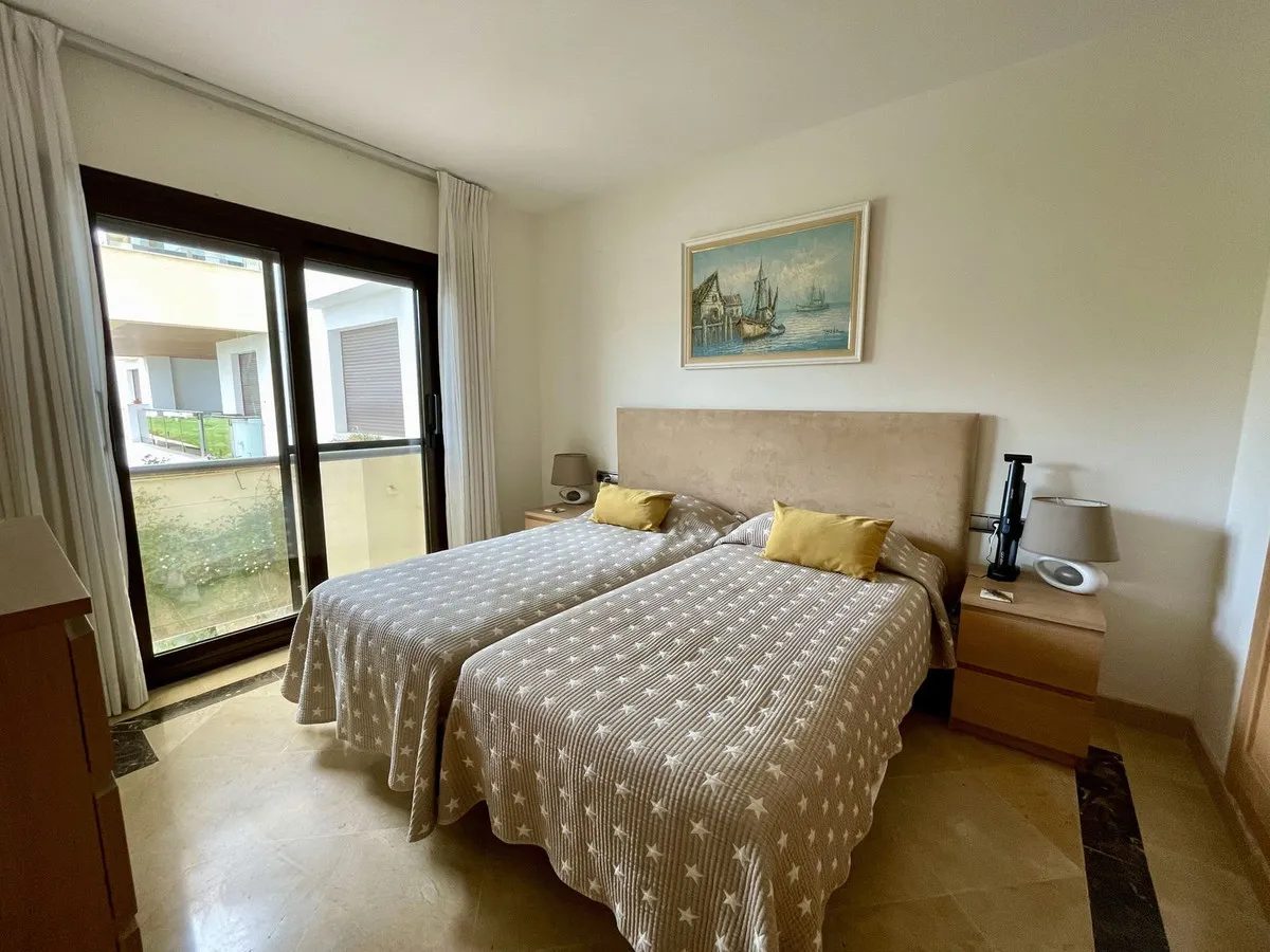 72c1f2c9-0401-4d15-b447-c559df726164