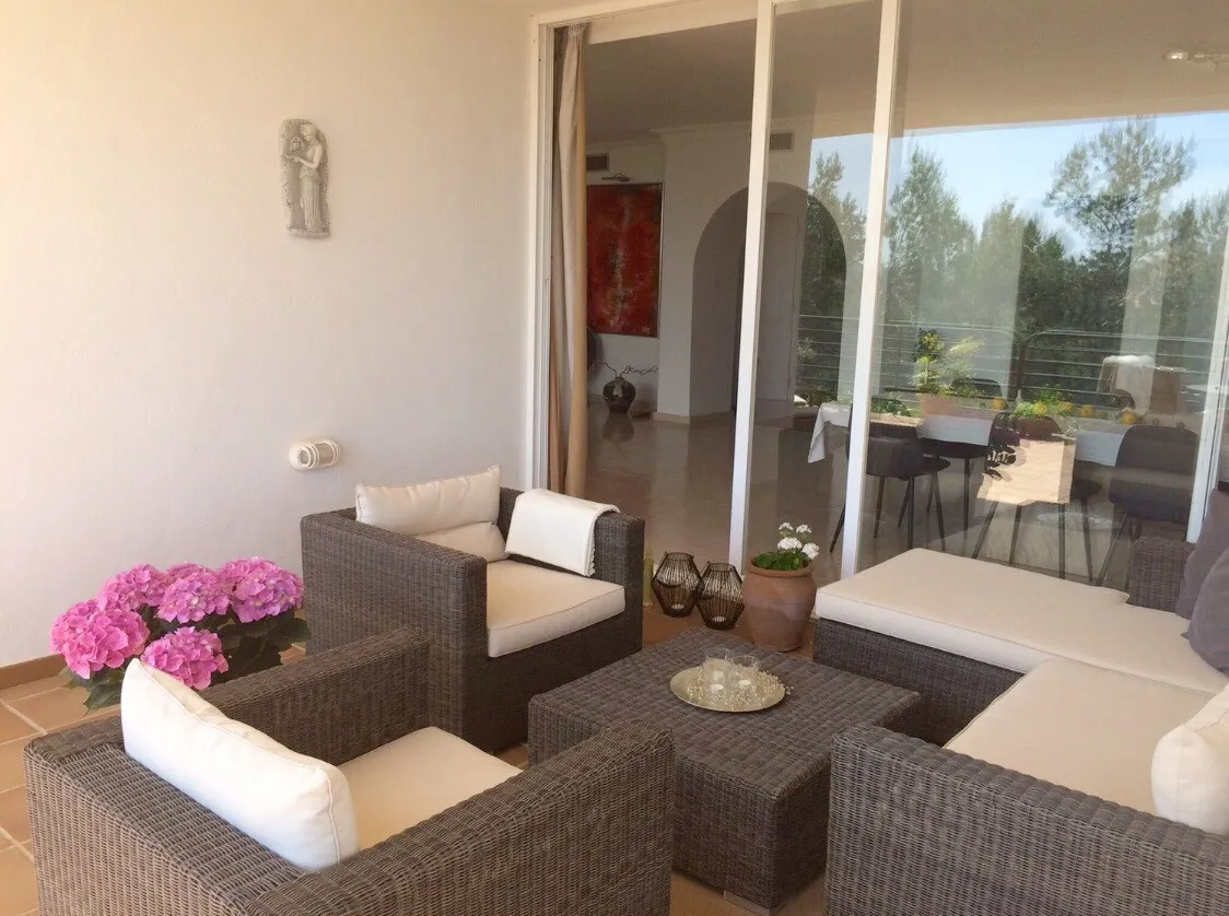 0c3fc0c9-f870-4e49-80b8-e3508d135bd4