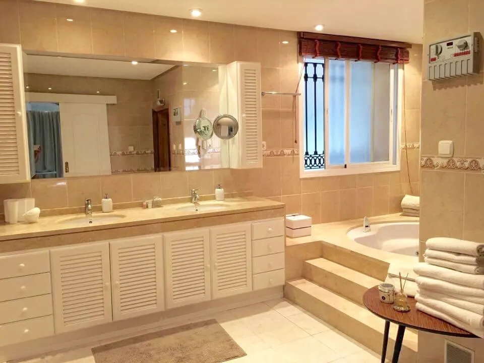 d3c11581-1876-4378-8cac-203daf019eb0