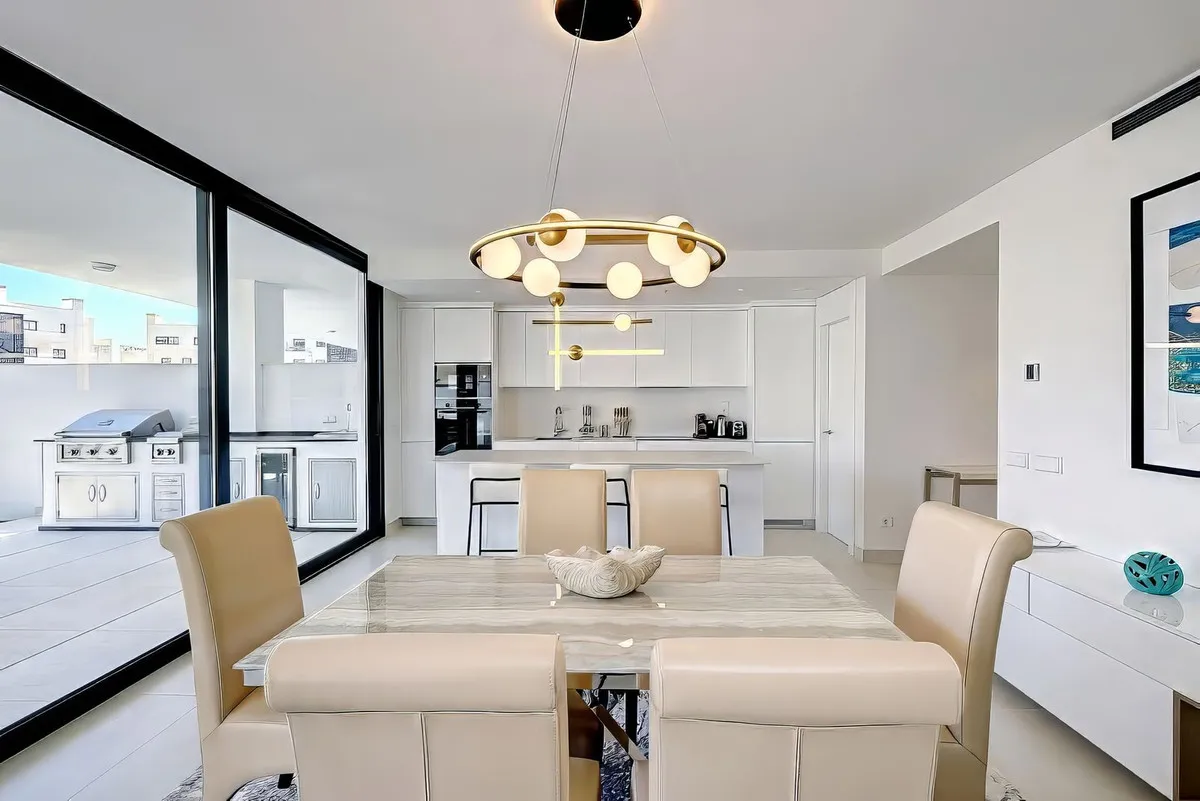 2729f4bc-96e2-4c67-b476-fec7d071993b