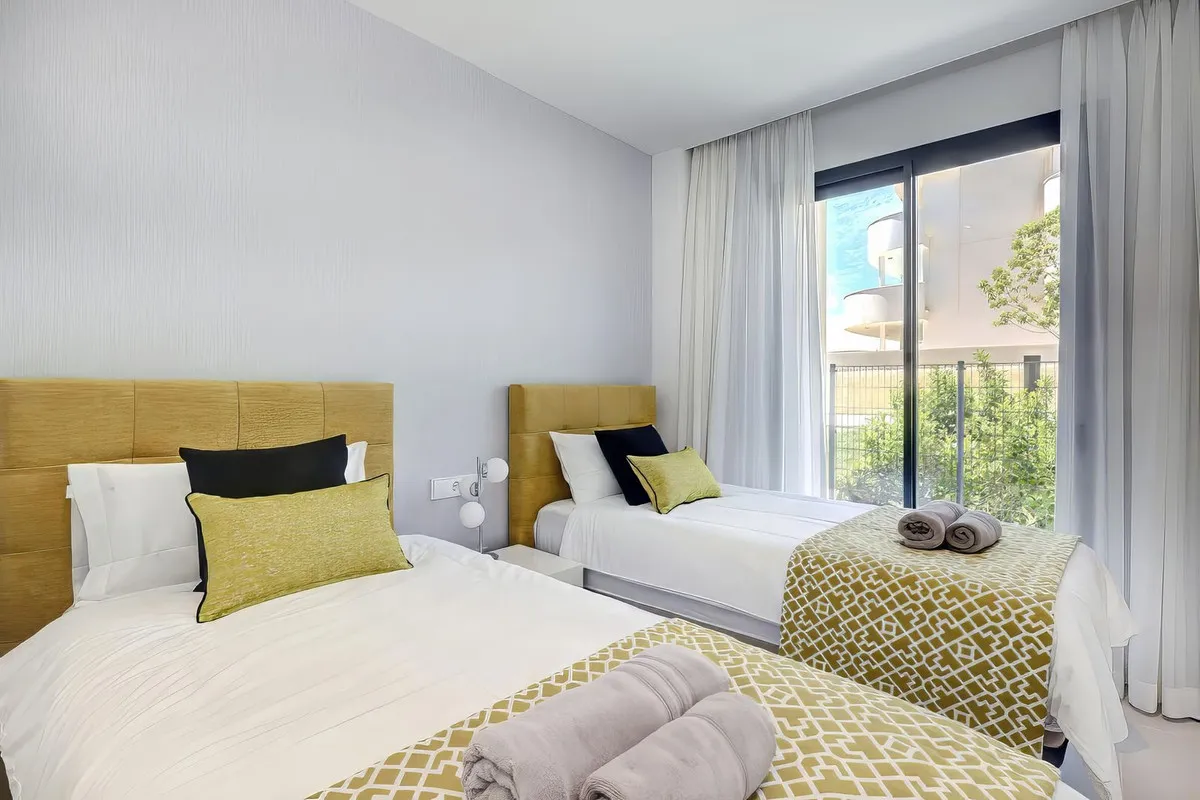 ddc9b141-62a6-423e-b061-e6f10fc35610