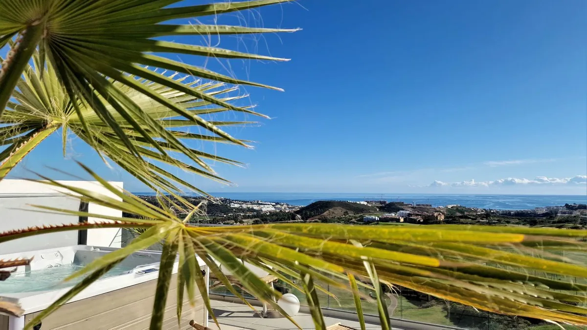 2e37f7e5-6950-49db-97b5-1506dbe16457