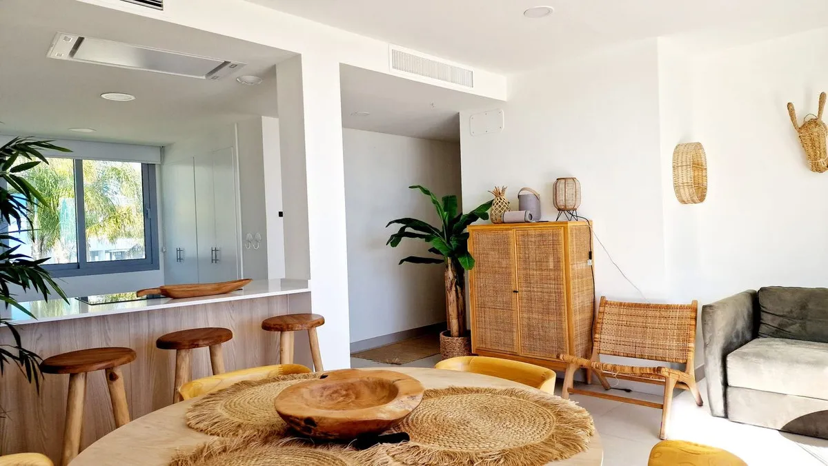 54de13c1-972d-46ec-8c15-498c0b8093ab