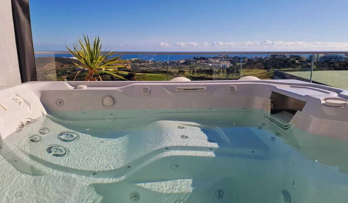 e4280805-56ae-4127-b3f1-010a8a8f2bb4