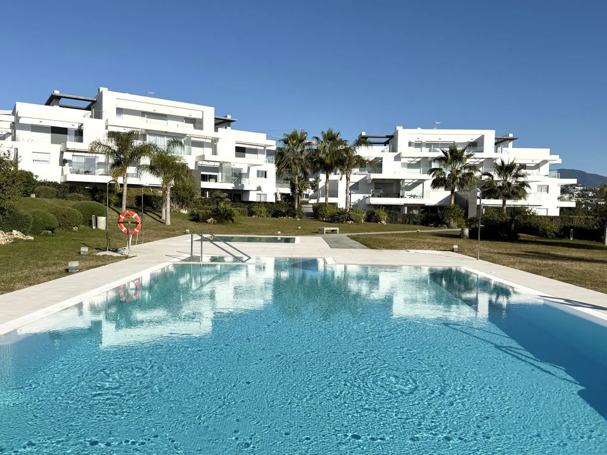 72d1585e-17fd-43c0-a4fb-73e98d8ef782