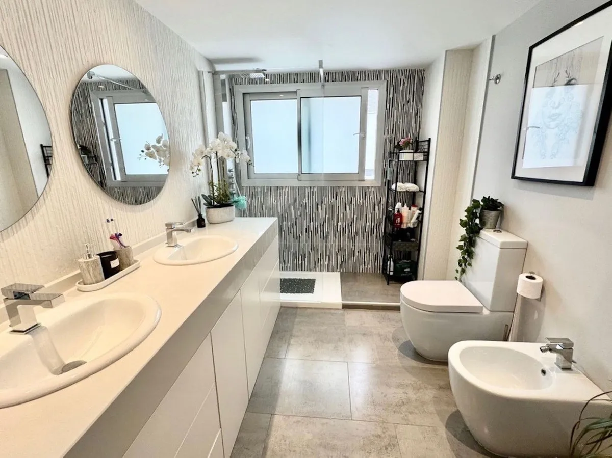 9b8f8a5b-0a1b-4e18-ac1b-b0dcb6436478