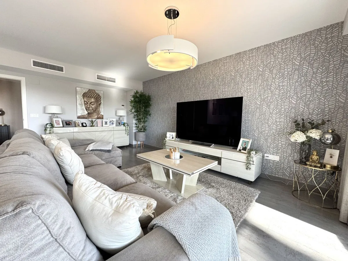 e0f564a3-b81c-4b25-93a3-b7812cc39de6