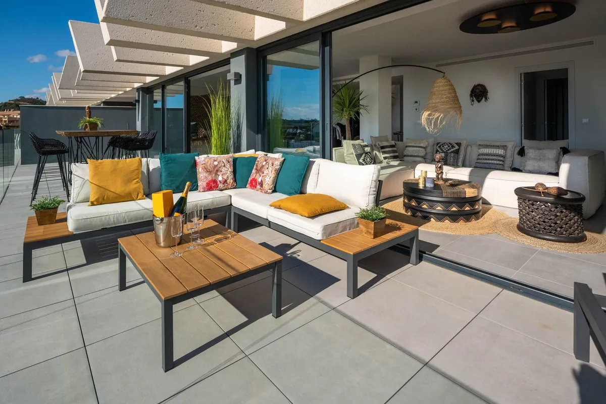 c8a75267-aaaa-420f-9ede-8d6404934146