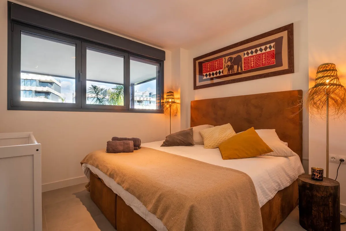 e213f529-af1a-4186-99bb-64e1d5a19d28