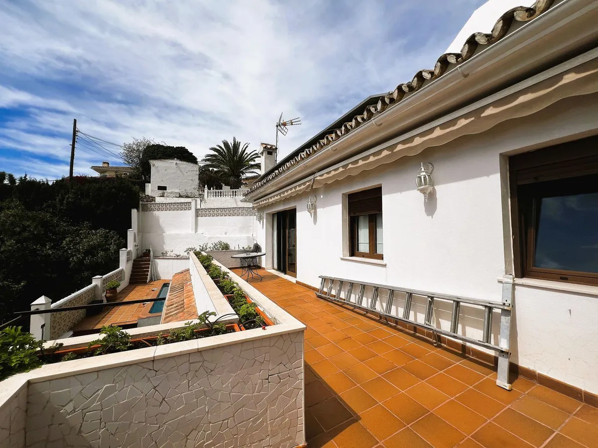 2365b938-9be4-4304-96df-87a45b5863d2