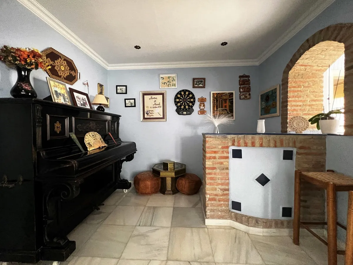 4fbf83dd-837c-4bf0-9077-9473bc25dc86