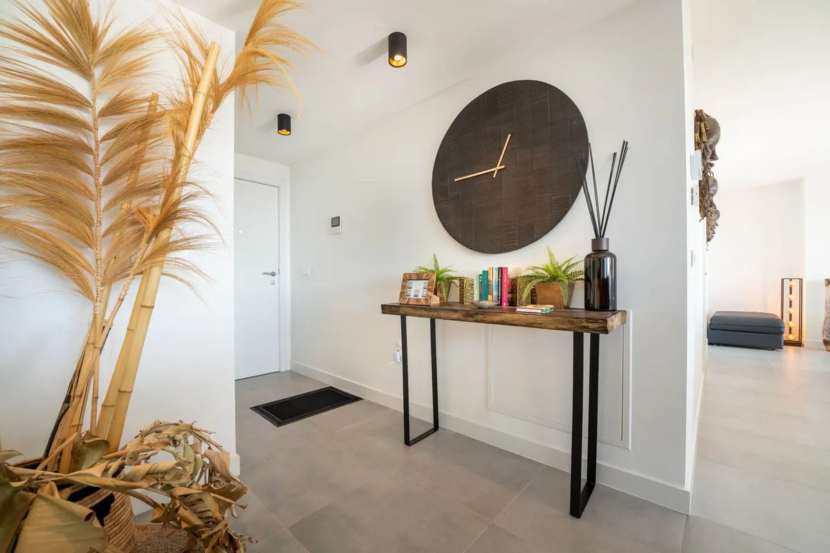 8663b0eb-6934-4a7f-8cf6-7812f6e3cf39