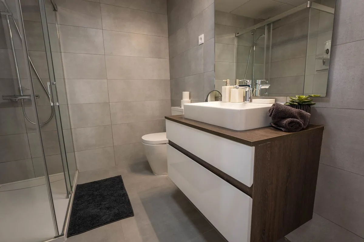 cabc47cc-eafe-4109-a8e2-b26231ba3d54