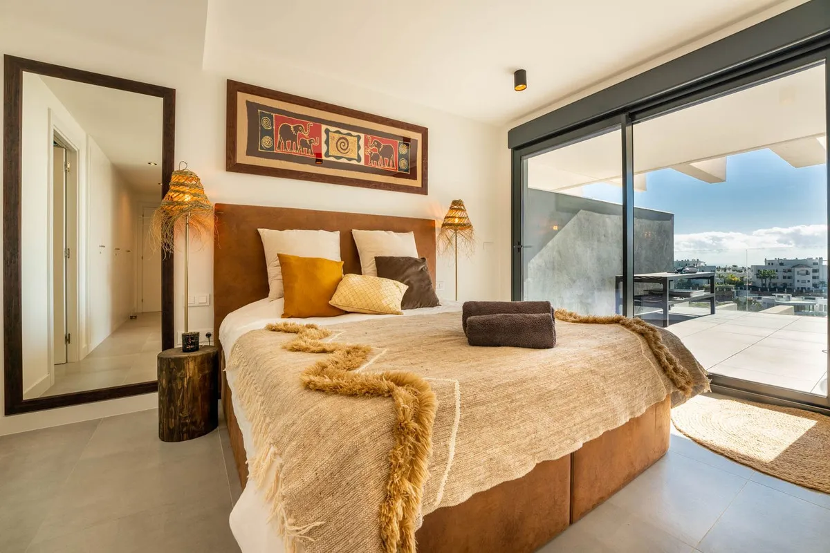 d119d191-95f2-4af1-80e9-8596991b3a39