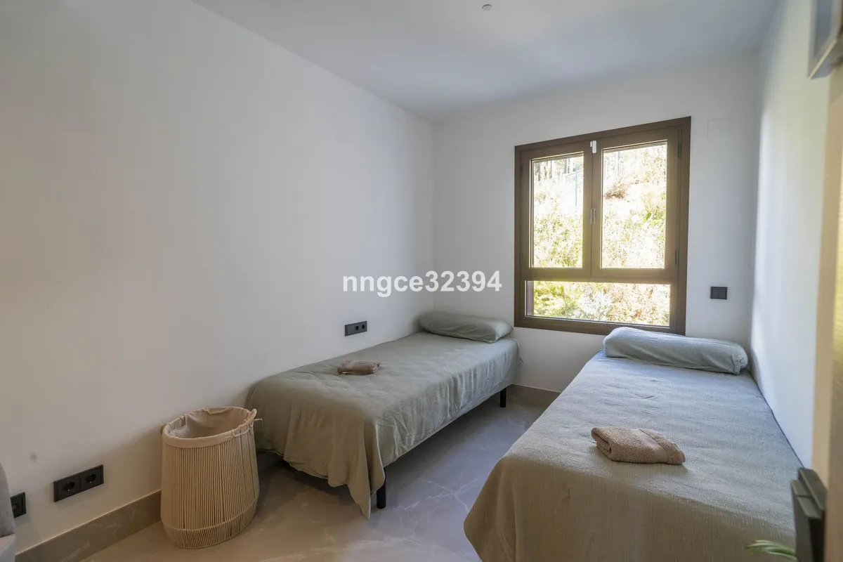 4390f186-596d-4c7b-a2d2-76ca287159c9