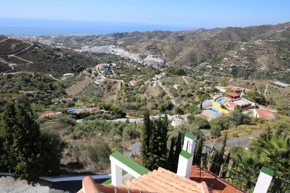 30f20c51-f11b-4b33-9080-ccb8bca571a1