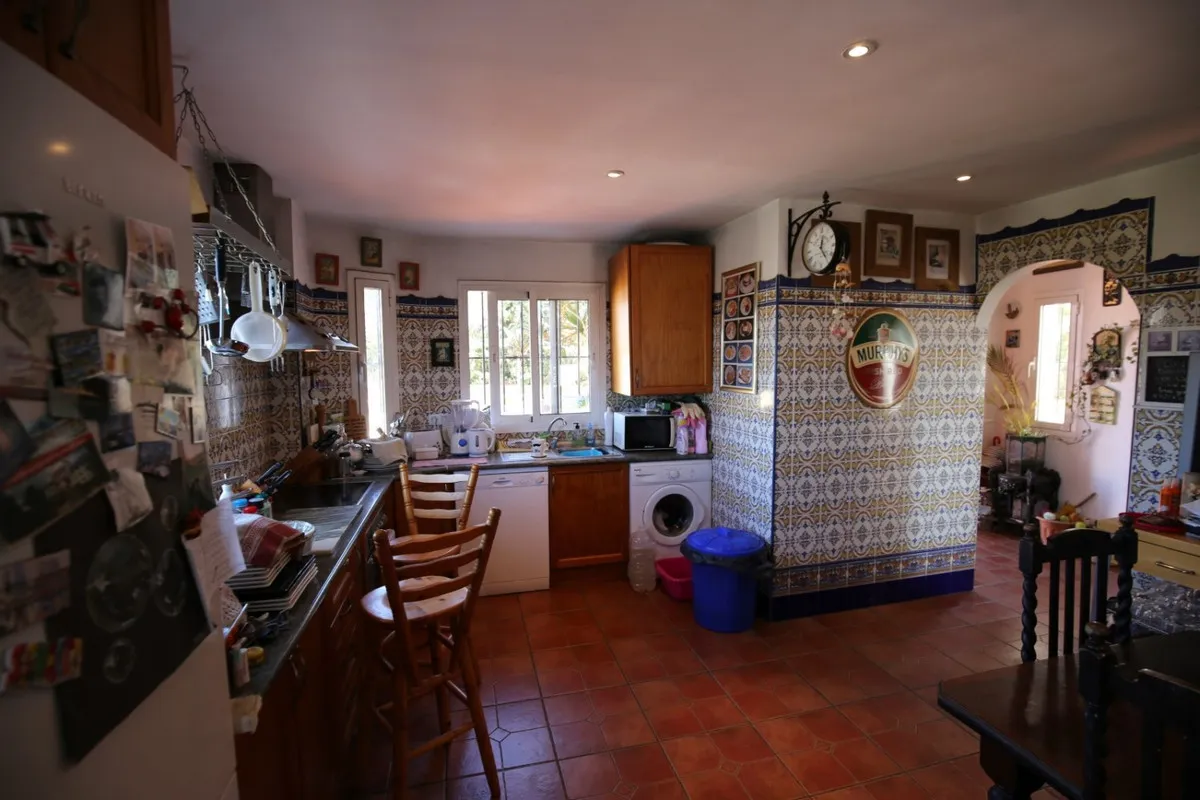 4929b46b-9638-4b20-9ad3-2e4c8611e320