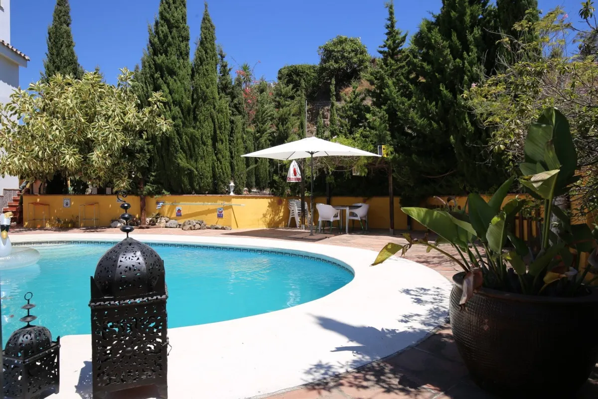 956b84af-58b2-4c8c-92b5-947e8678642e