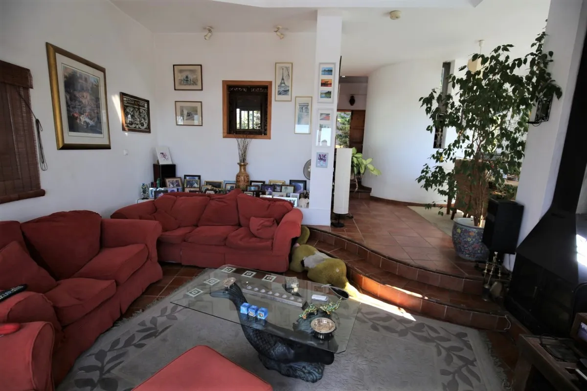 95f8fd56-46da-45d1-9c7e-6f52b90af2de