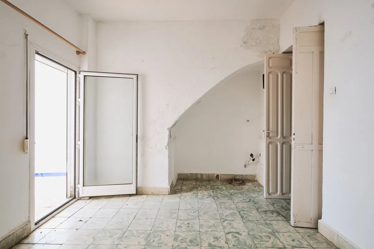 a684892f-43f6-481e-850a-716f9c93adfd