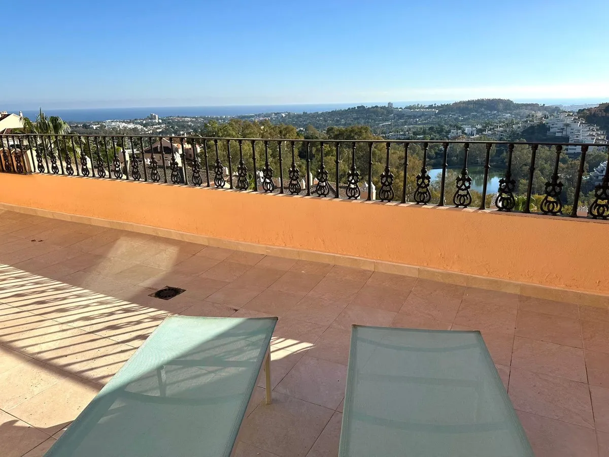 9cd9d2b0-674a-487f-afef-13c962a1fb3c