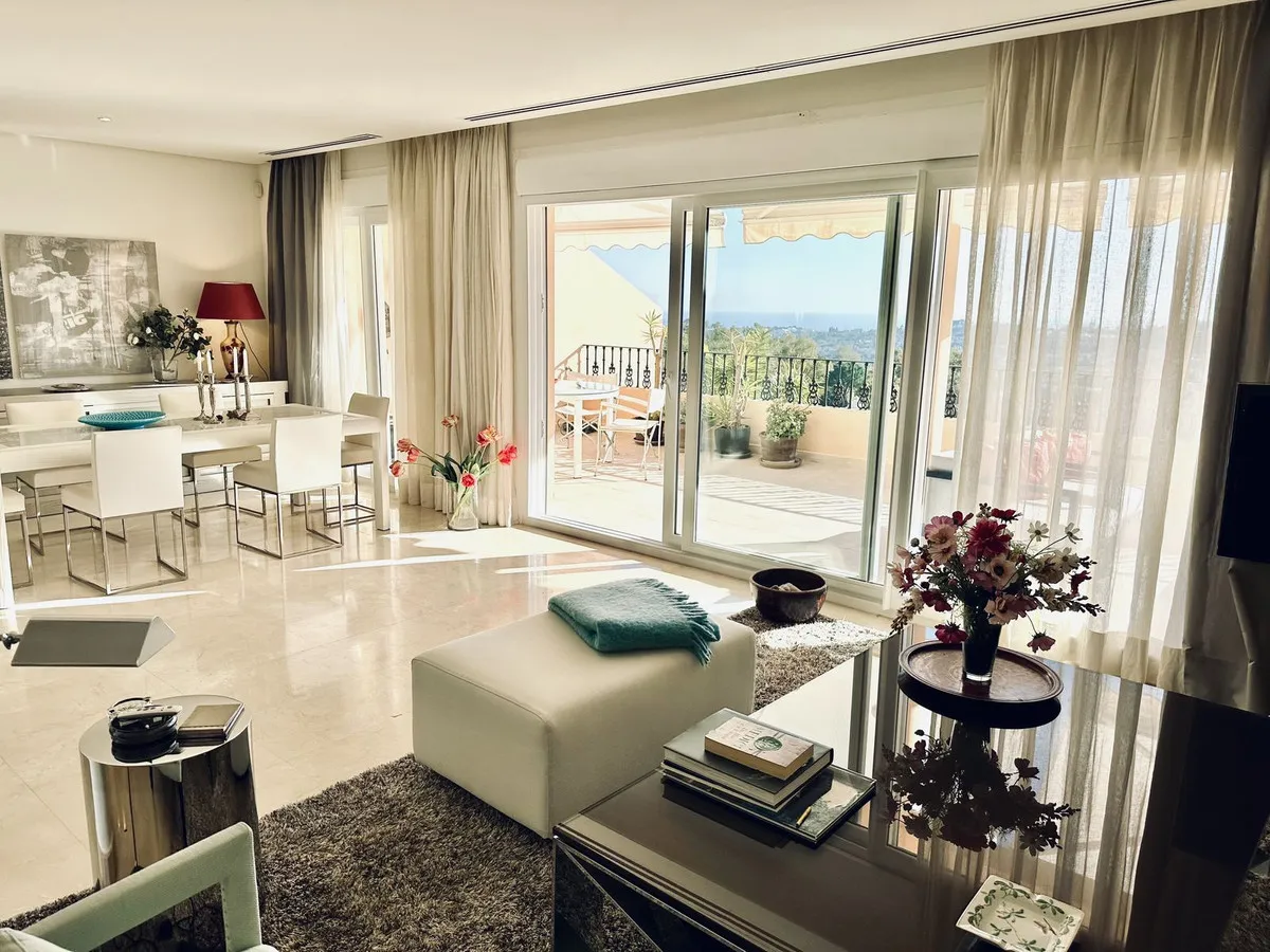 e368fb73-96db-4427-baa7-ff6754cc1b9c