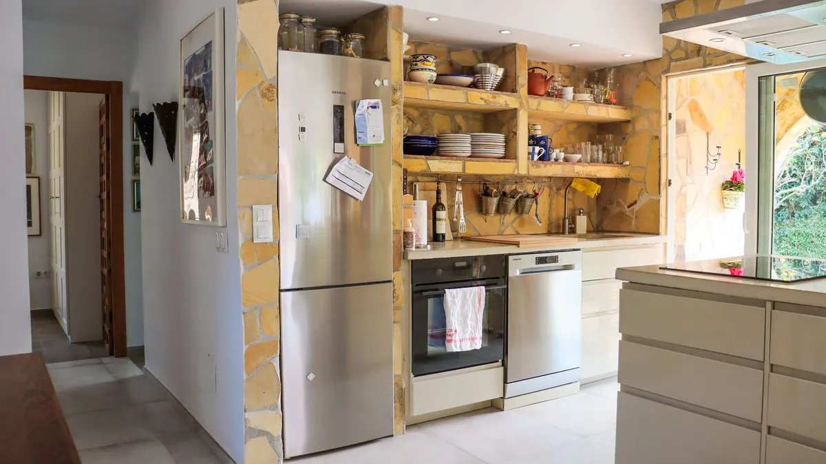 5dc82243-36ff-43c9-914a-a6b79cfd7322